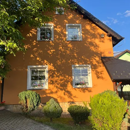 Dum Fauna V Ceskosaskem Svycarsku Holiday home *